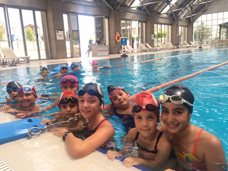 Hafta Sonu Yüzme Okullarımız Açıldı-Batıkent Turgut Özakman Yüzme Havuzu